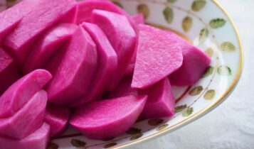 طريقة عمل مخلل اللفت Pickled turnip