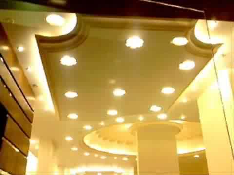 ديكور يحتوي علي المزيد من الاضاءة بشكل روعة