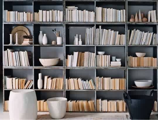 ديكور لمكتبة لعرض الكتب