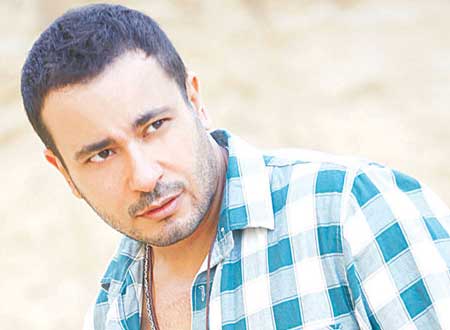 الفنان محمد نجاتى