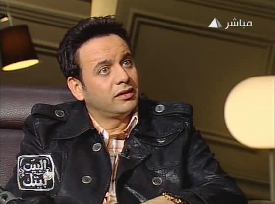 المطرب مصطفى قمر فى احدى البرامج