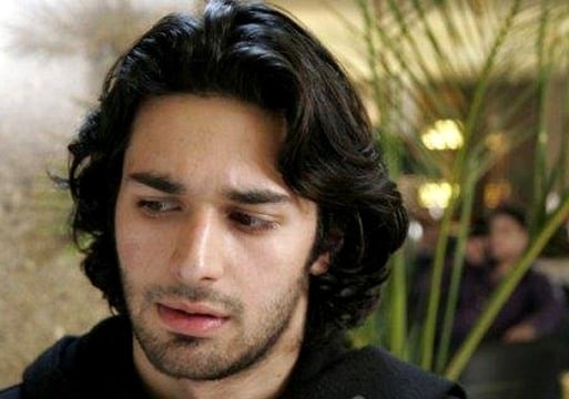 النجم احمد حاتم