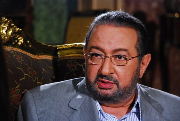صور للفنان نور الشريف