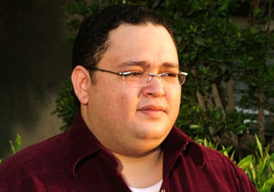 صور وخلفيات للفنان احمد رزق