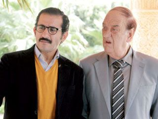 صورة للفنان حسن حسنى مع النجم احمد حلمى