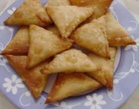 السمبوسة بالجبنة