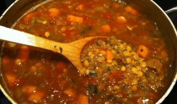 شوربة العدس الكويتية