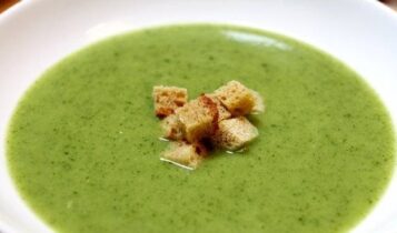 شوربة الكوسة باللبن