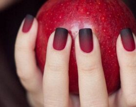طرق طلاء الأظافر