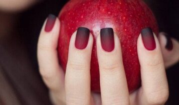 طرق طلاء الأظافر