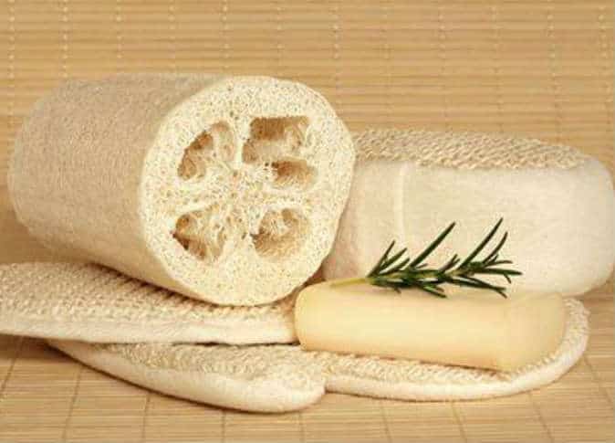 طرق تنظيف ليف الحمام