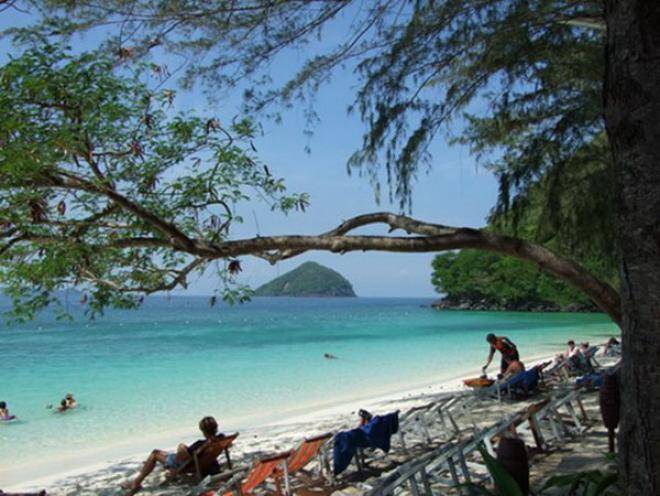 أجمل الأماكن السياحية في جزر تانا اجمل جزر الرومانسية جزيرة تانا