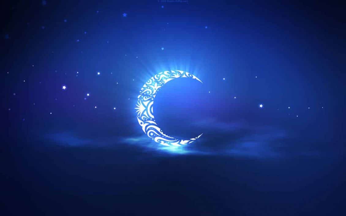 هلال شهر رمضان بلون الأزرق