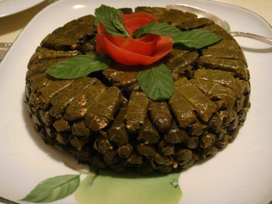 طريقة عمل ورق العنب باللحمة