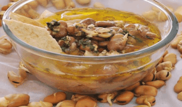 طريقة عمل شوربة الفول النابت