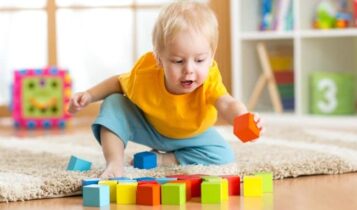 أفكار تسلية الأطفال في المنزل
