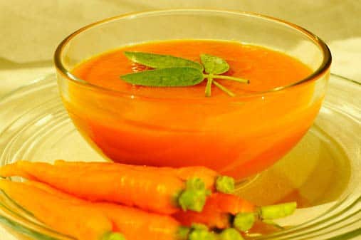 طريقة عمل شوربة الجزر الكريمي
