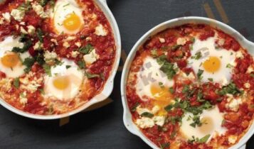 طريقة عمل صينية البيض بالحمص