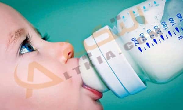 الرضاعات البلاستيك
