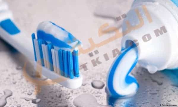 فوائد معجون الاسنان للبشرة