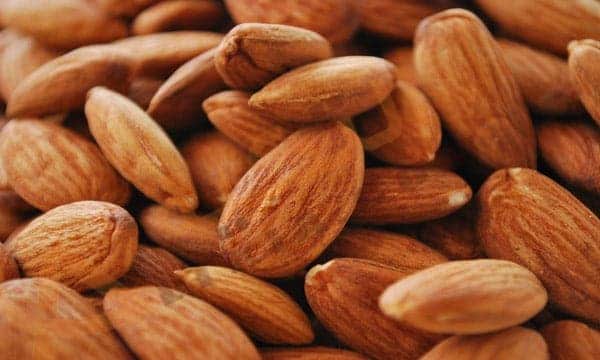 تفسير حلم رؤية اللوز