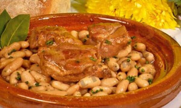 طريقة عمل طاجن الدجاج بالفاصوليا البيضاء