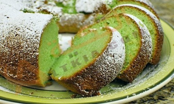 طريقة عمل الكيكة الخضراء
