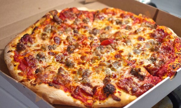 تفسير حلم رؤية البيتزا في المنام