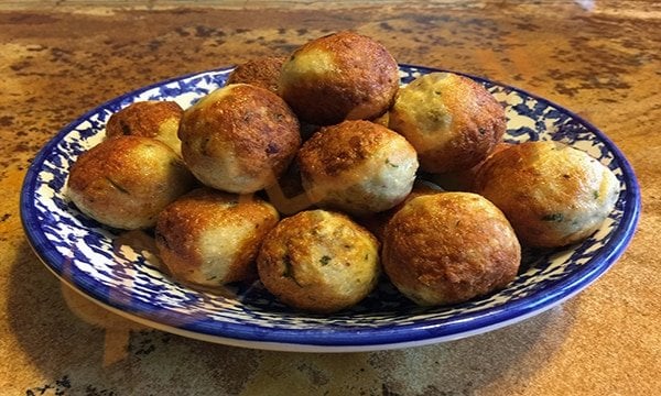 كرات الجبن الحارة