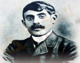 قاسم أمين