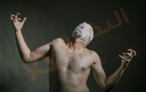 الشحنات الكهربائية في الرأس