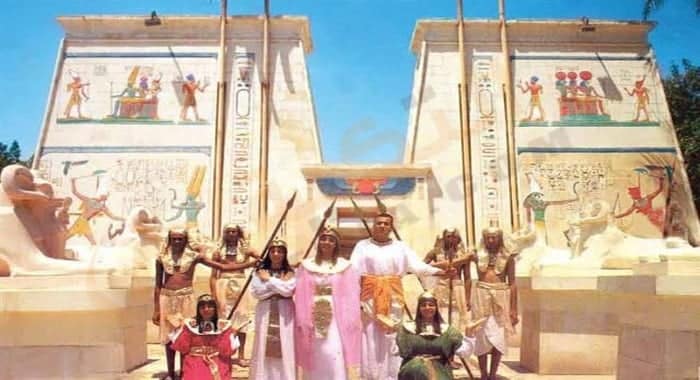 القرية الفرعونية من أشهر معالم سياحية في القاهرة
