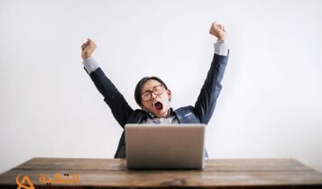 الأطعمة التي تسبب النعاس والتعب