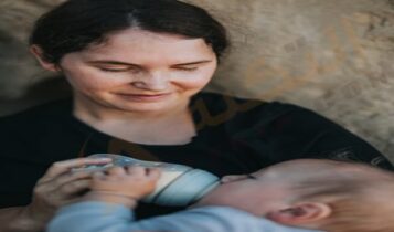 تشقق الحلمتين أثناء الرضاعة