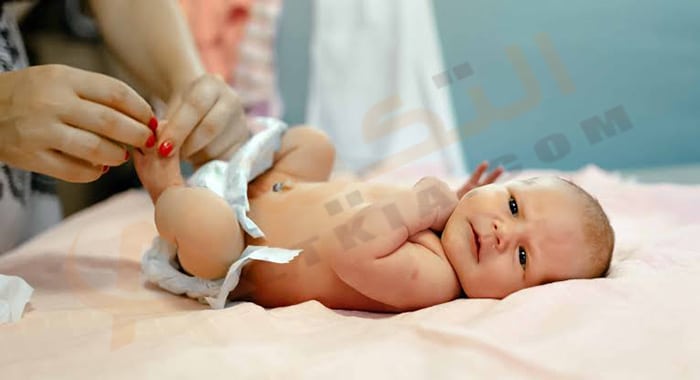 تفسير رؤية بول الطفل في المنام