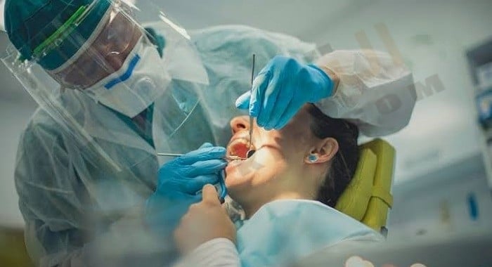 تفسير حلم طبيب الأسنان